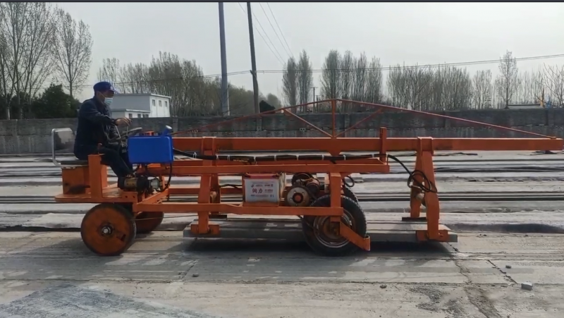 60型橋式起板機用戶現(xiàn)場1